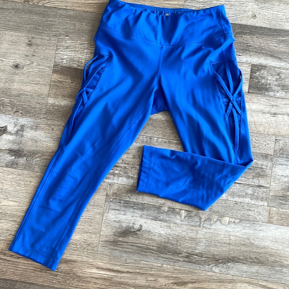Yogalicious Blue Capri Leggings